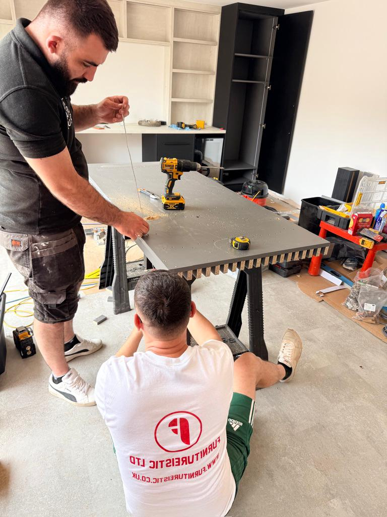 bespoke-media-wall-manufacturing-installation